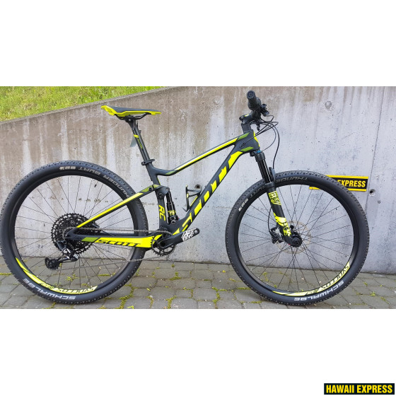 17SPA275S-560x560.jpg SPARK RC 700 WORLD CUP CUSTOM - attēls 1