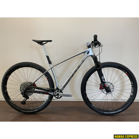 190534CUSTOM-560x560.jpg SCALE 900 WC N1NO HMX CUSTOM - attēls 1