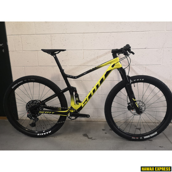 274624CUSTOM-560x560.jpg SPARK RC 900 WORLD CUP CUSTOM - attēls 1