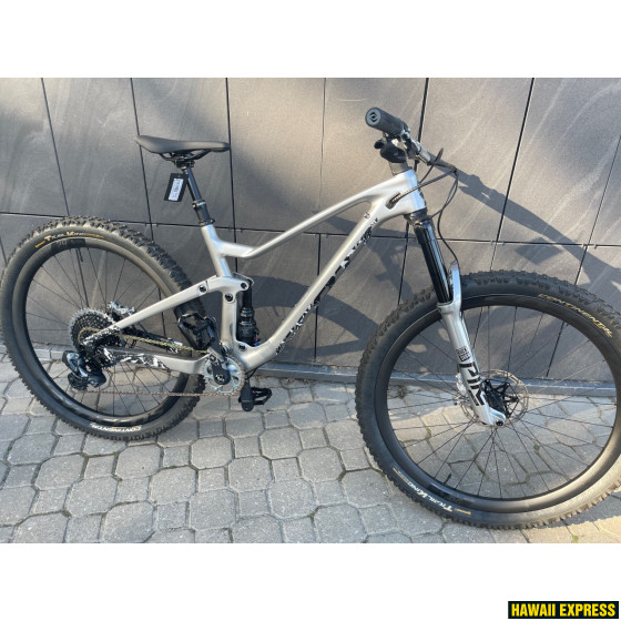 274973CUSTOM-560x560.jpg 20 GENIUS 700/900 LTD CUSTOM - attēls 1