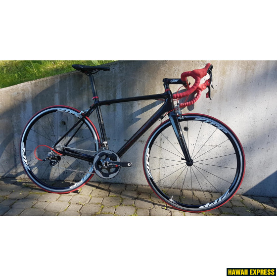 CRC54RIVAL-560x560.jpg CLASSIC ROAD CARBON CUSTOM - attēls 1