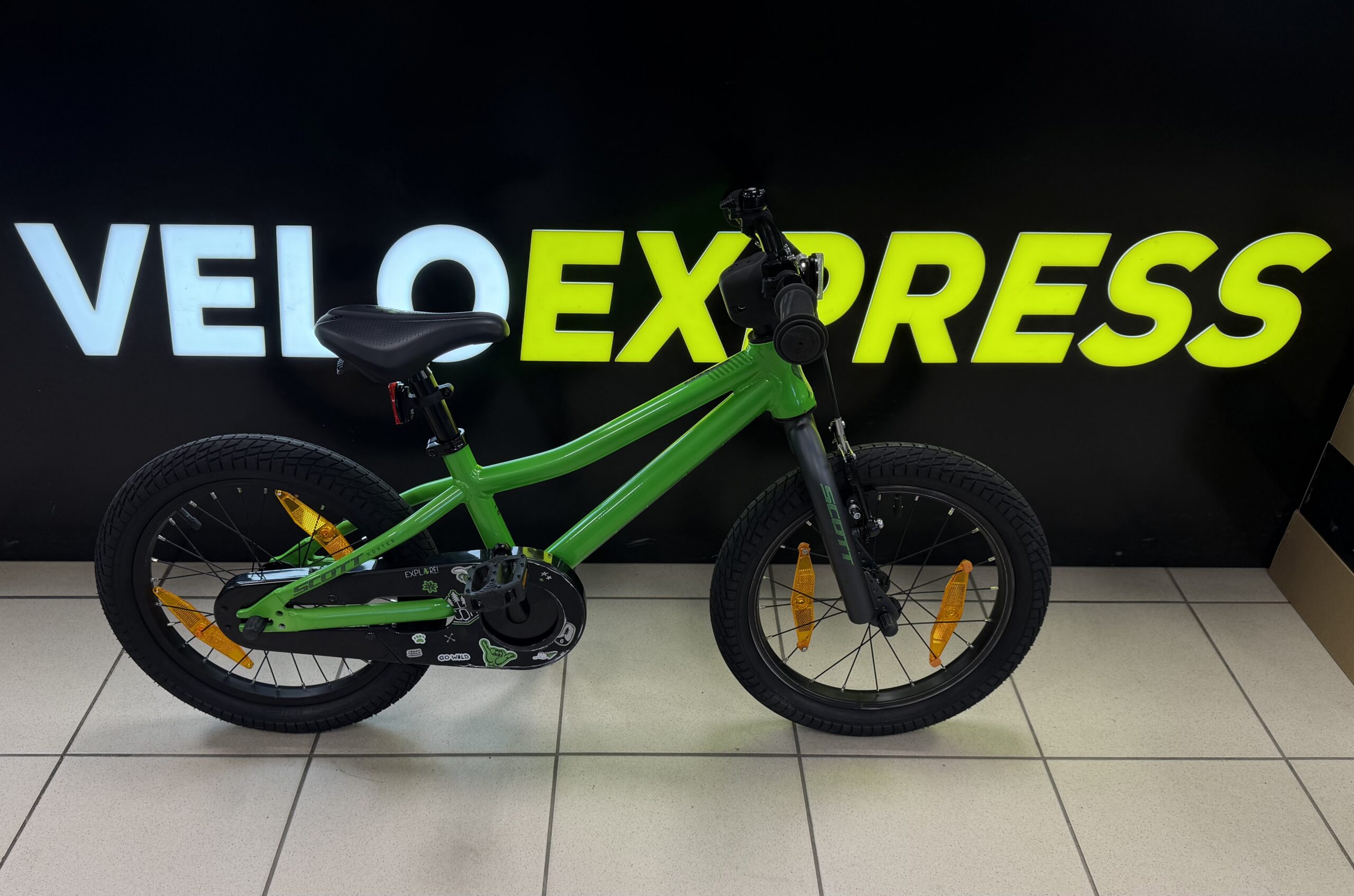 ROXTER 16 ZALŠ LIETOTS ROXTER 16 Green Scott - attēls 1